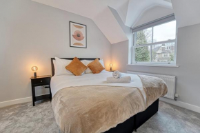 Central and Stylish, Garden and Parking